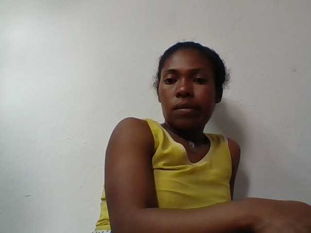 Sylviah1 live cam on BongaCams