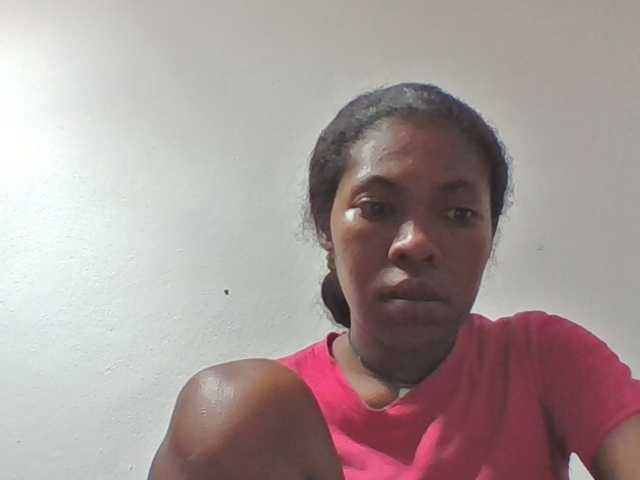 Sylviah1 live cam on BongaCams