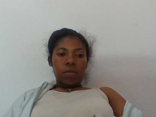 Sylviah1 live cam on BongaCams