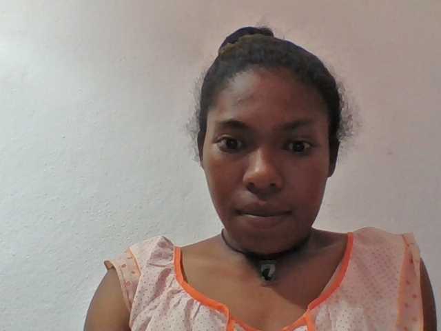 Sylviah1 live cam on BongaCams