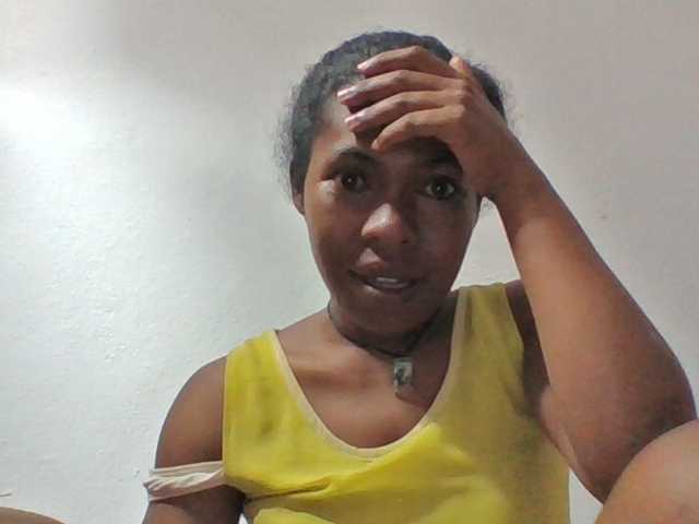 Sylviah1 live cam on BongaCams