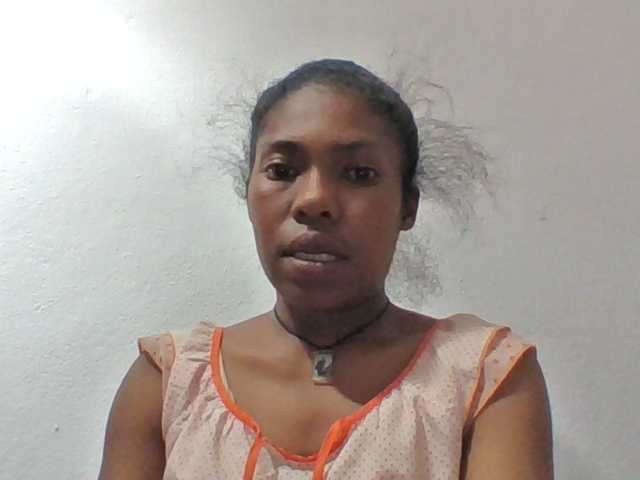 Sylviah1 live cam on BongaCams