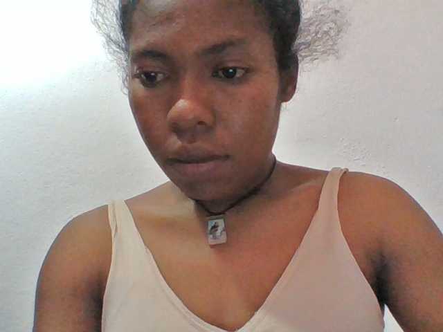 Sylviah1 live cam on BongaCams