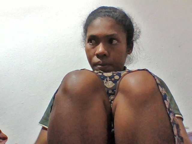 Sylviah1 live cam on BongaCams