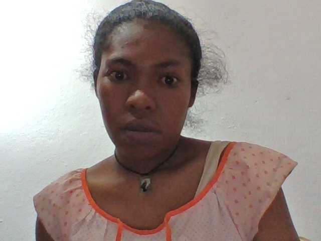 Sylviah1 live cam on BongaCams