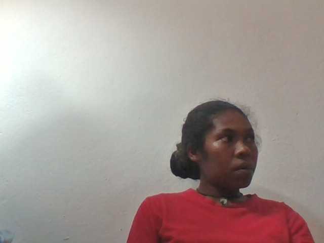 Sylviah1 live cam on BongaCams