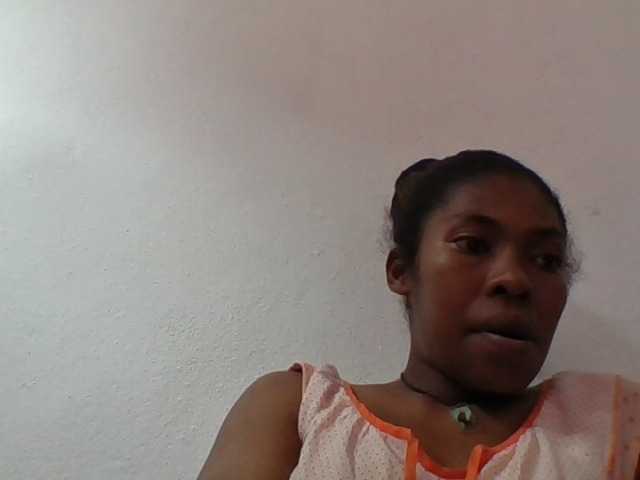 Sylviah1 live cam on BongaCams