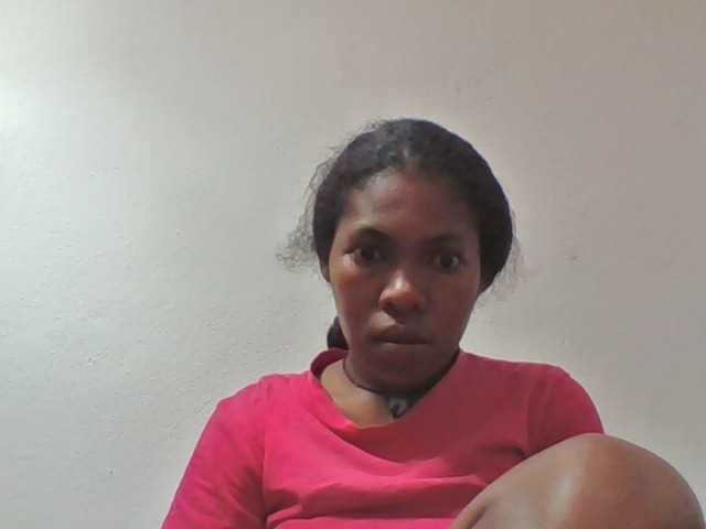 Sylviah1 live cam on BongaCams