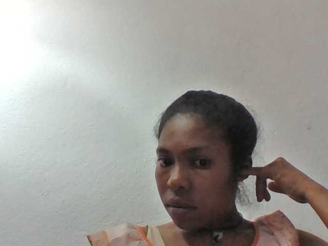 Sylviah1 live cam on BongaCams
