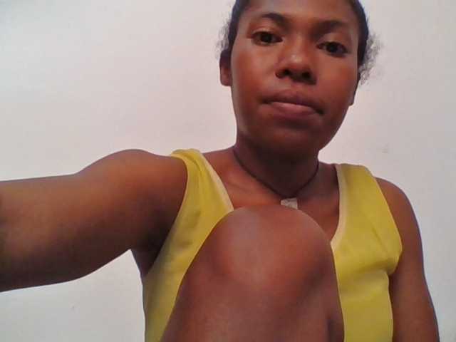 Sylviah1 live cam on BongaCams