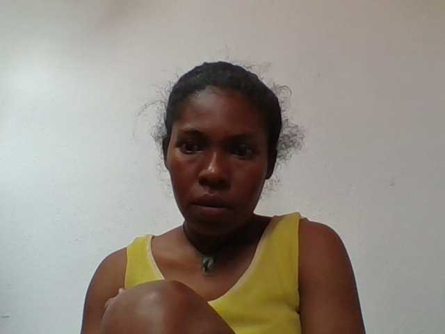 Sylviah1 live cam on BongaCams