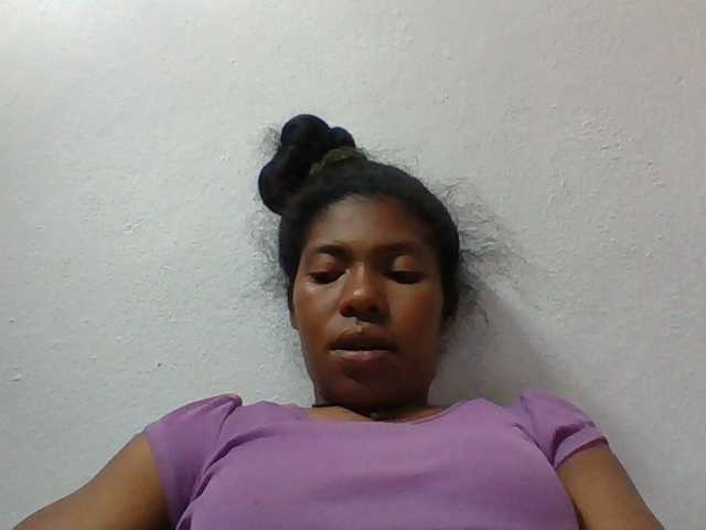 Sylviah1 live cam on BongaCams