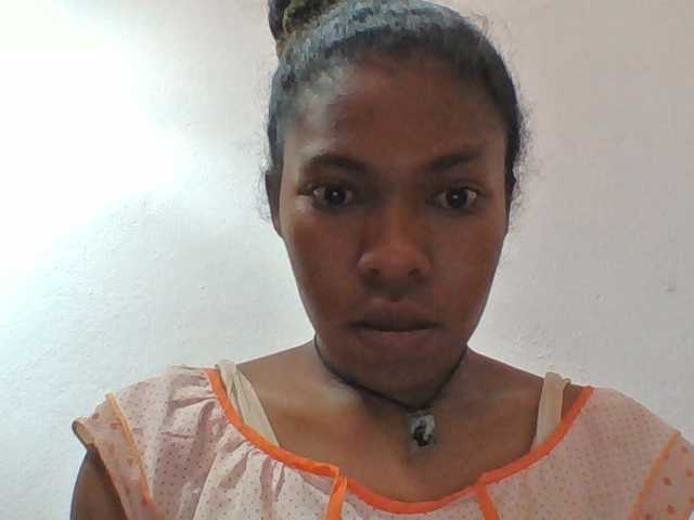 Sylviah1 live cam on BongaCams