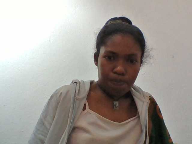 Sylviah1 live cam