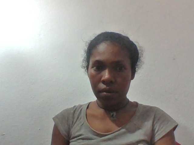 Sylviah1 live cam on BongaCams