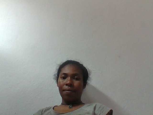 Sylviah1 live cam on BongaCams