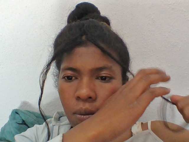 Sylviah1 live cam preview