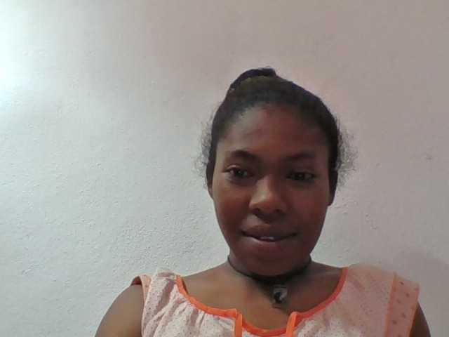 Sylviah1 live cam on BongaCams