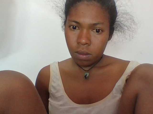 Sylviah1 live cam on BongaCams