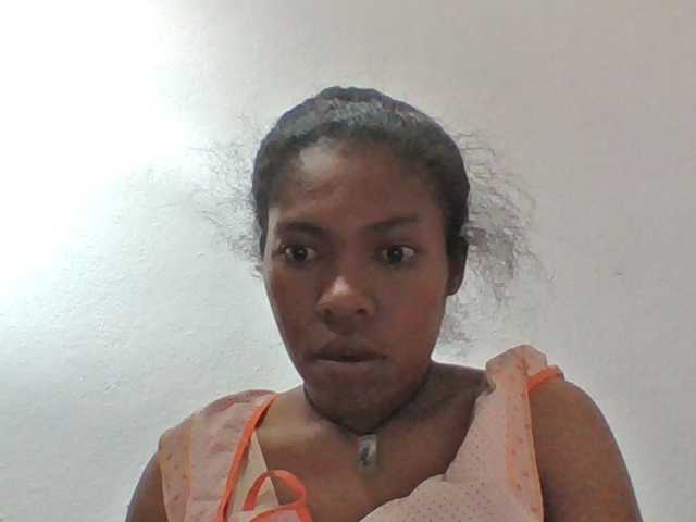 Sylviah1 live cam on BongaCams