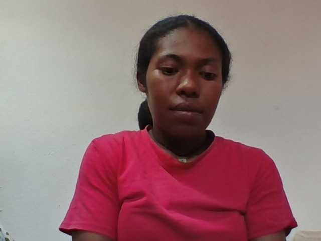 Sylviah1 live cam on BongaCams