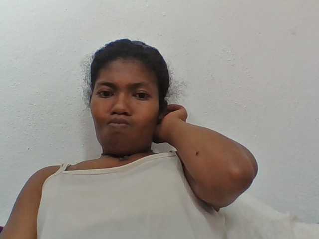 Sylviah1 live cam