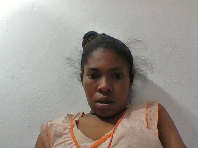 Sylviah1 live cam on BongaCams