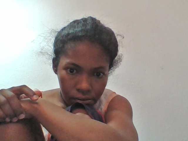 Sylviah1 live cam on BongaCams