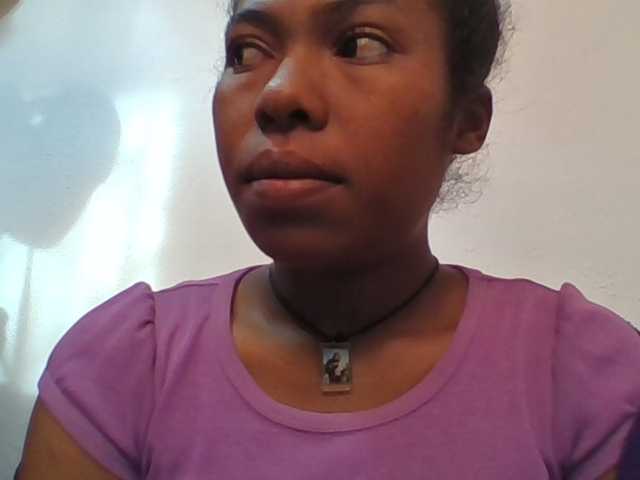 Sylviah1 live cam on BongaCams