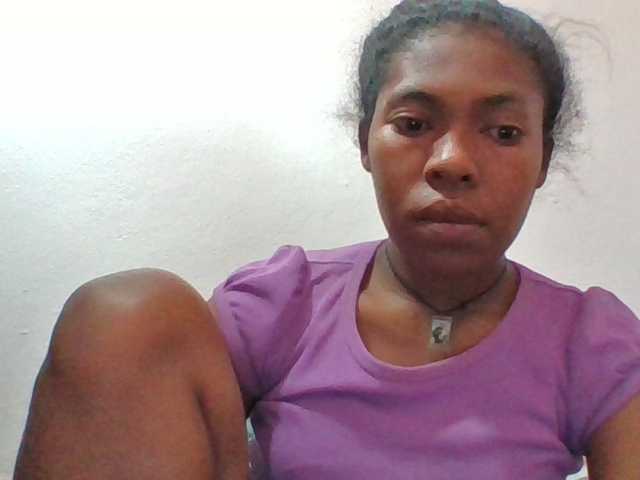 Sylviah1 live cam on BongaCams