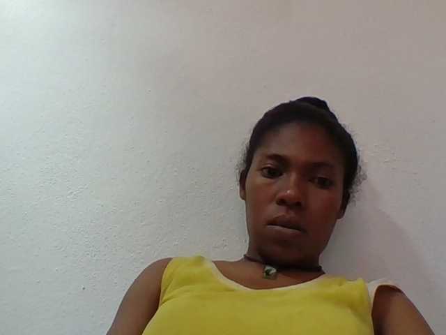 Sylviah1 live cam on BongaCams