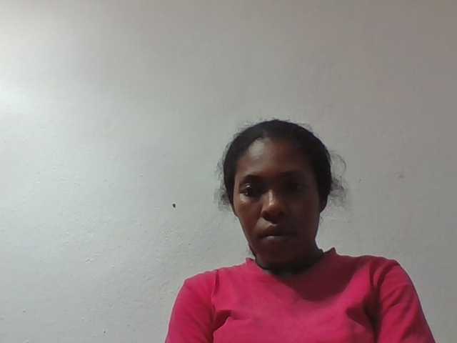 Sylviah1 live cam on BongaCams