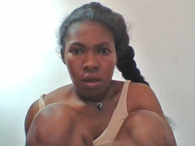 Sylviah1 live cam on BongaCams