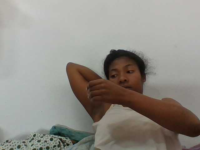 Sylviah1 live cam on BongaCams