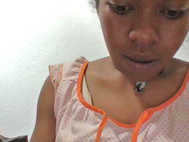 Sylviah1 live cam on BongaCams