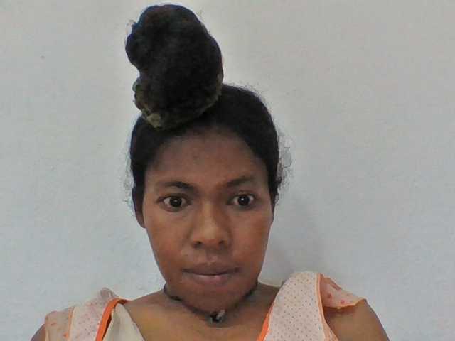 Sylviah1 live cam on BongaCams