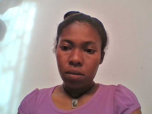 Sylviah1 live cam on BongaCams