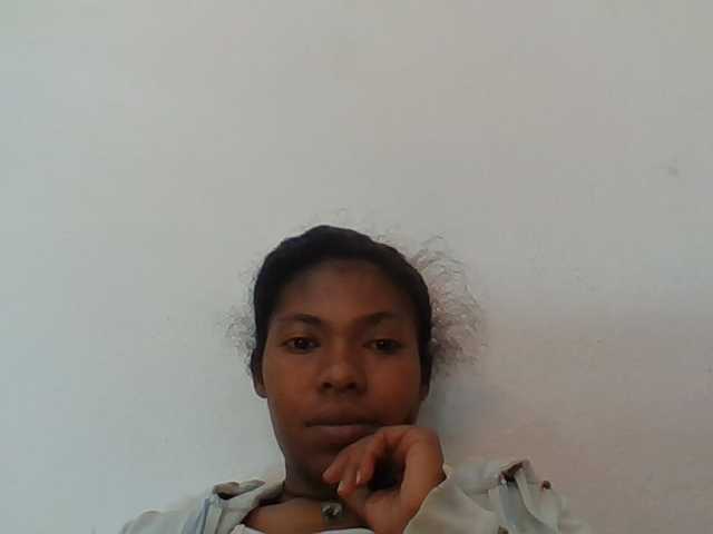 Sylviah1 live cam on BongaCams