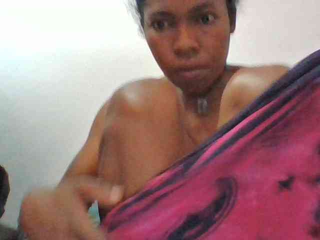 Model: Sylviah1