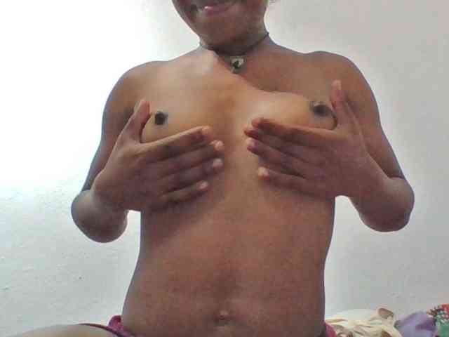 Model: Sylviah1