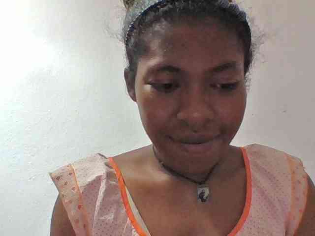 Modelo: Sylviah1