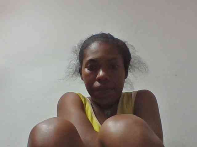 Model: Sylviah1
