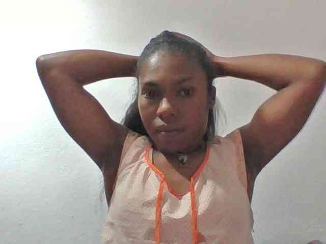 Modelo: Sylviah1