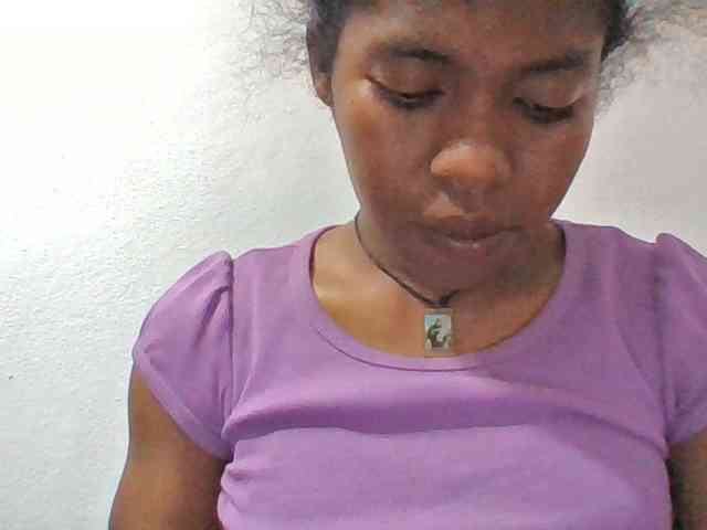Model: Sylviah1