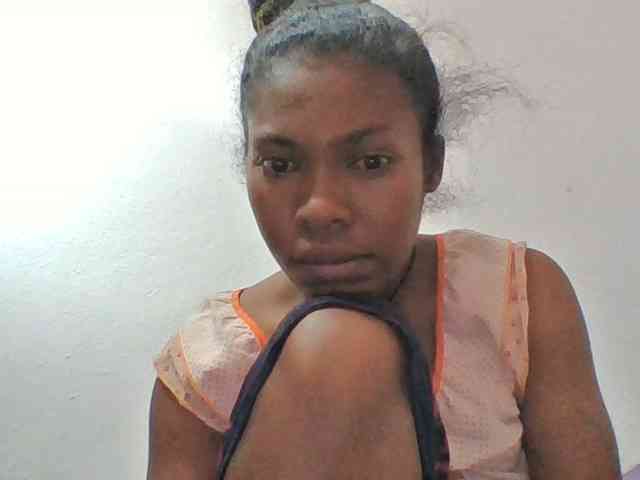 Model: Sylviah1