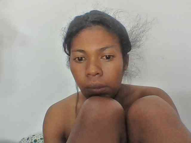 Model: Sylviah1