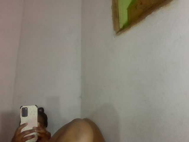 Sexyyy11 live cam on BongaCams