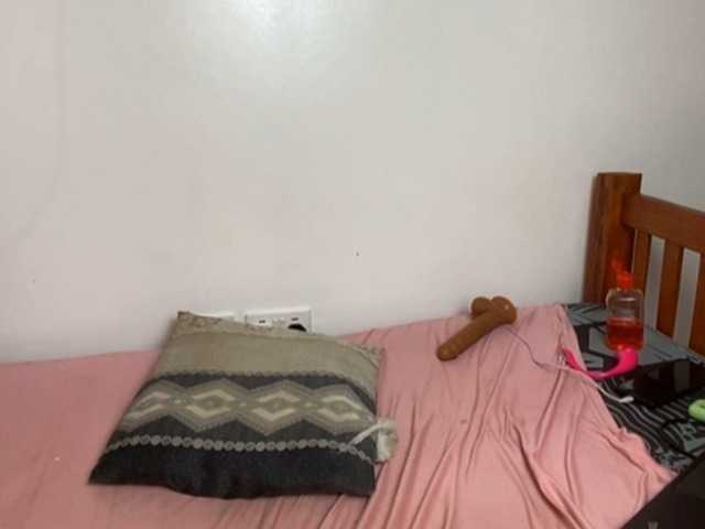 Sexxyshan live cam on BongaCams