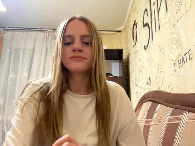 Priscillalatham live cam