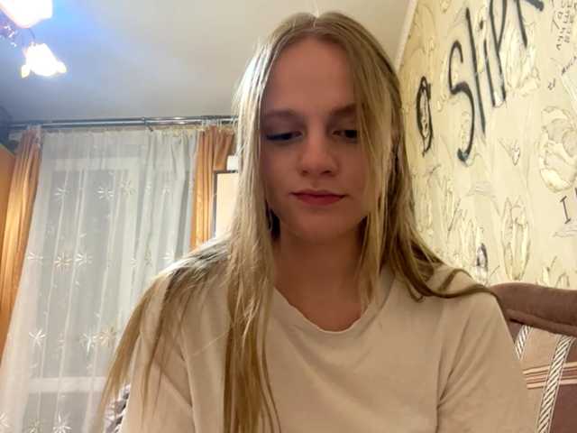 PriscillaLatham live cam on BongaCams